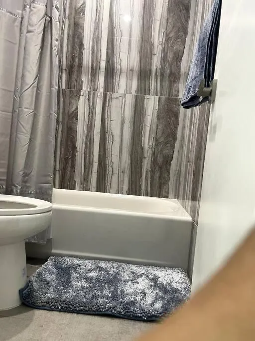 Cozy Cottage In Bronx With Good Bedrooms Нью-Йорк США